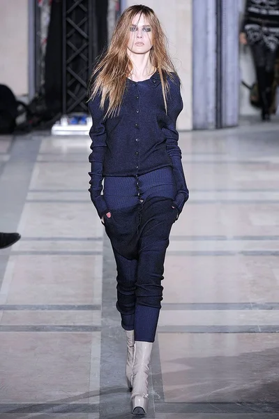 Look 17